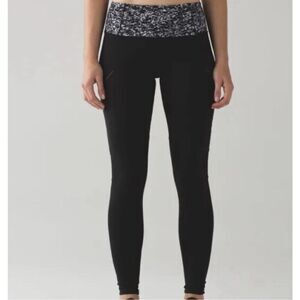 Lululemon Athletic Fresh Tracks Reflective Leggings Black  Size 4